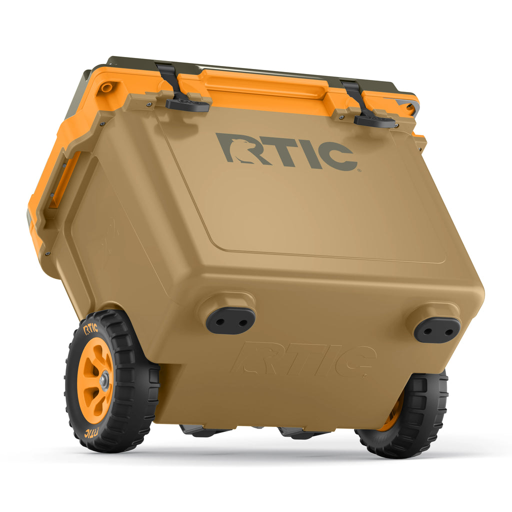 22 QT Ultra-Light Wheeled Cooler
