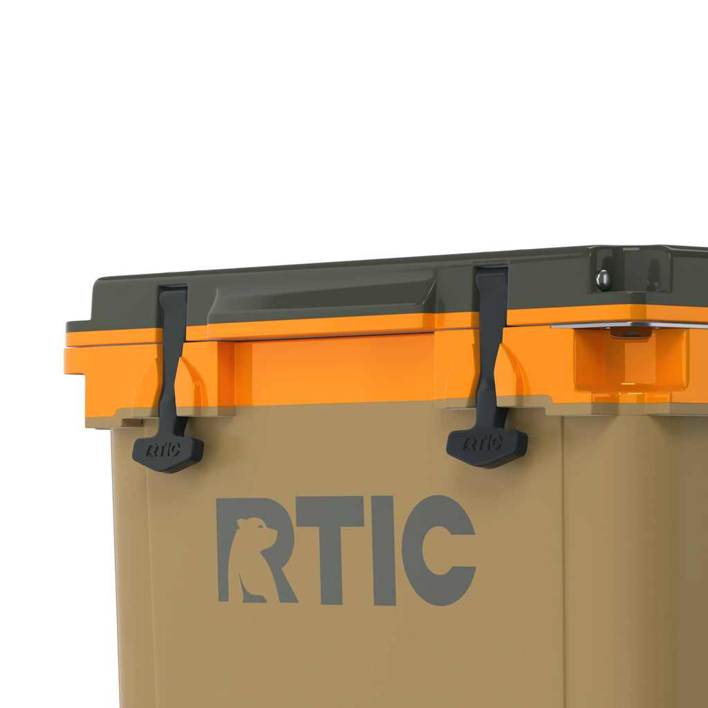42 QT Ultra-Light Wheeled Cooler