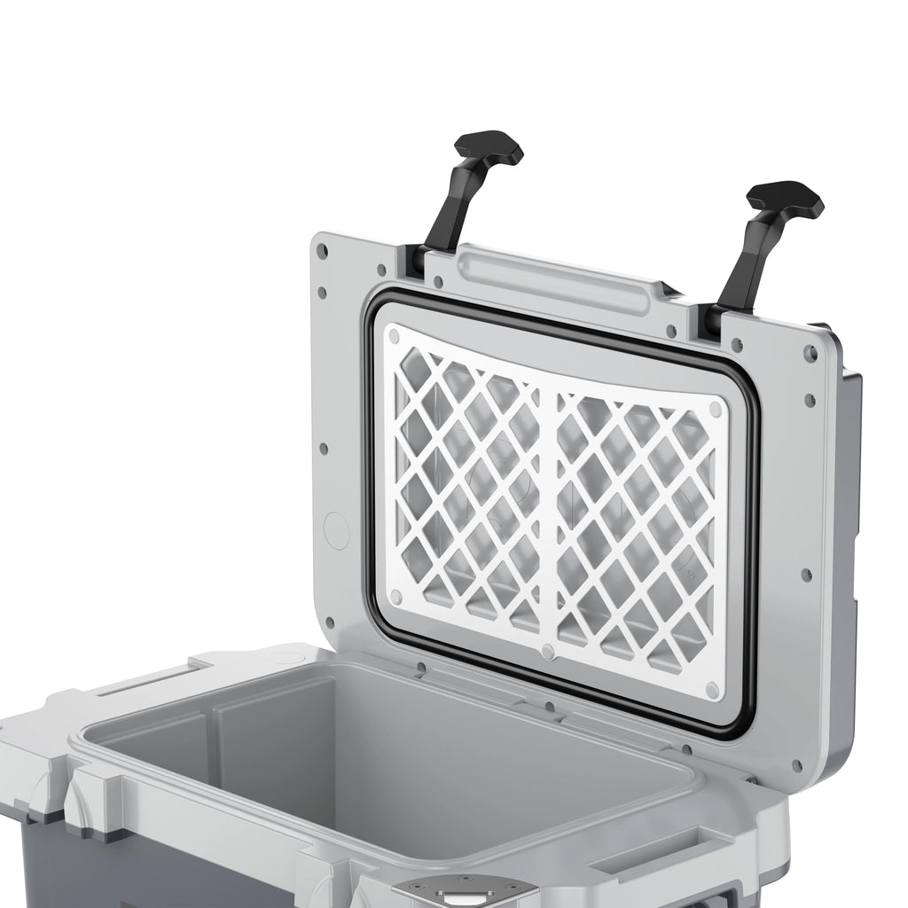 22 QT Ultra-Light Wheeled Cooler