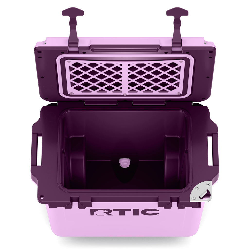 22 QT Ultra-Light Wheeled Cooler