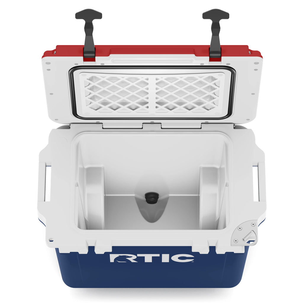 22 QT Ultra-Light Wheeled Cooler