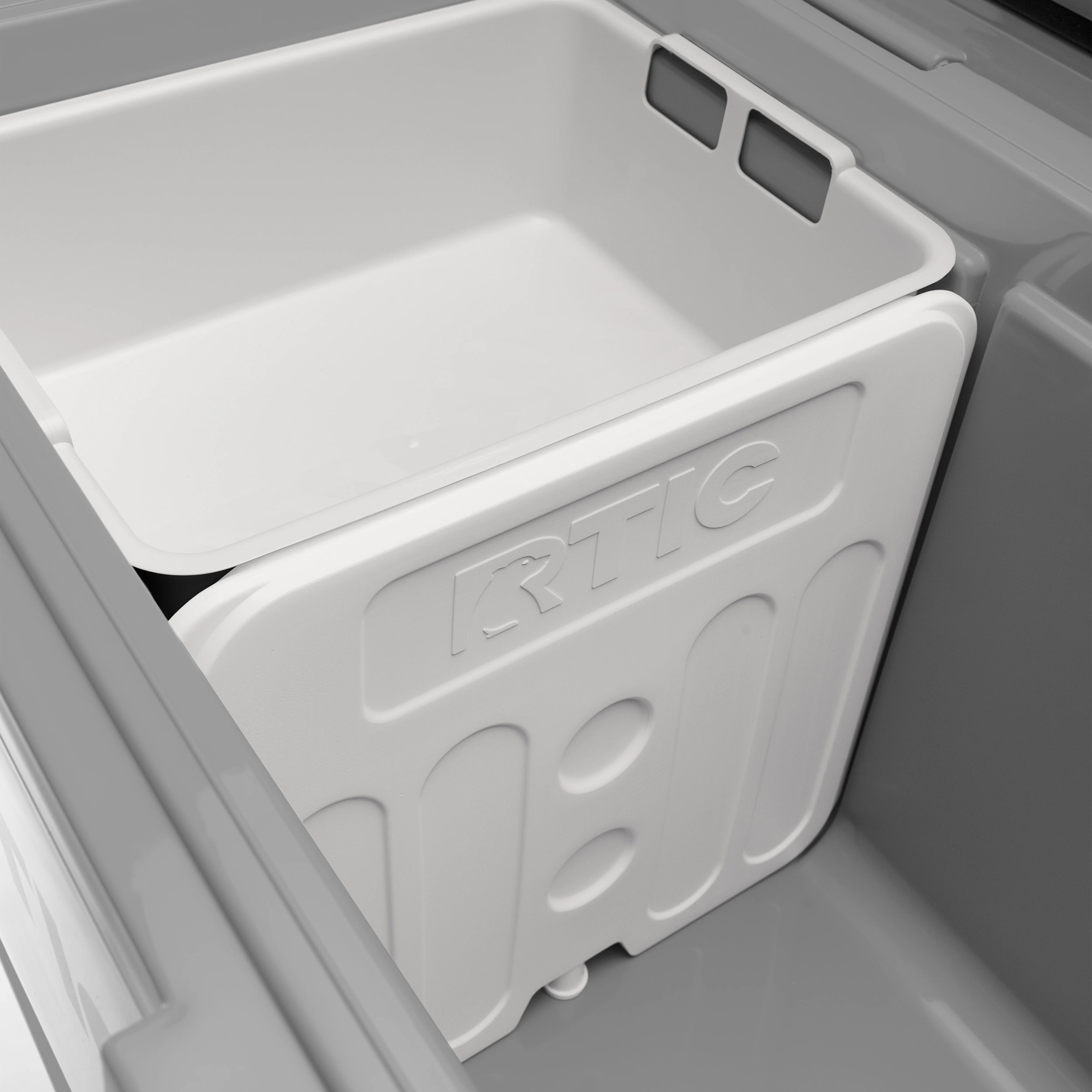 Ultra-Light Cooler Dry Goods Basket